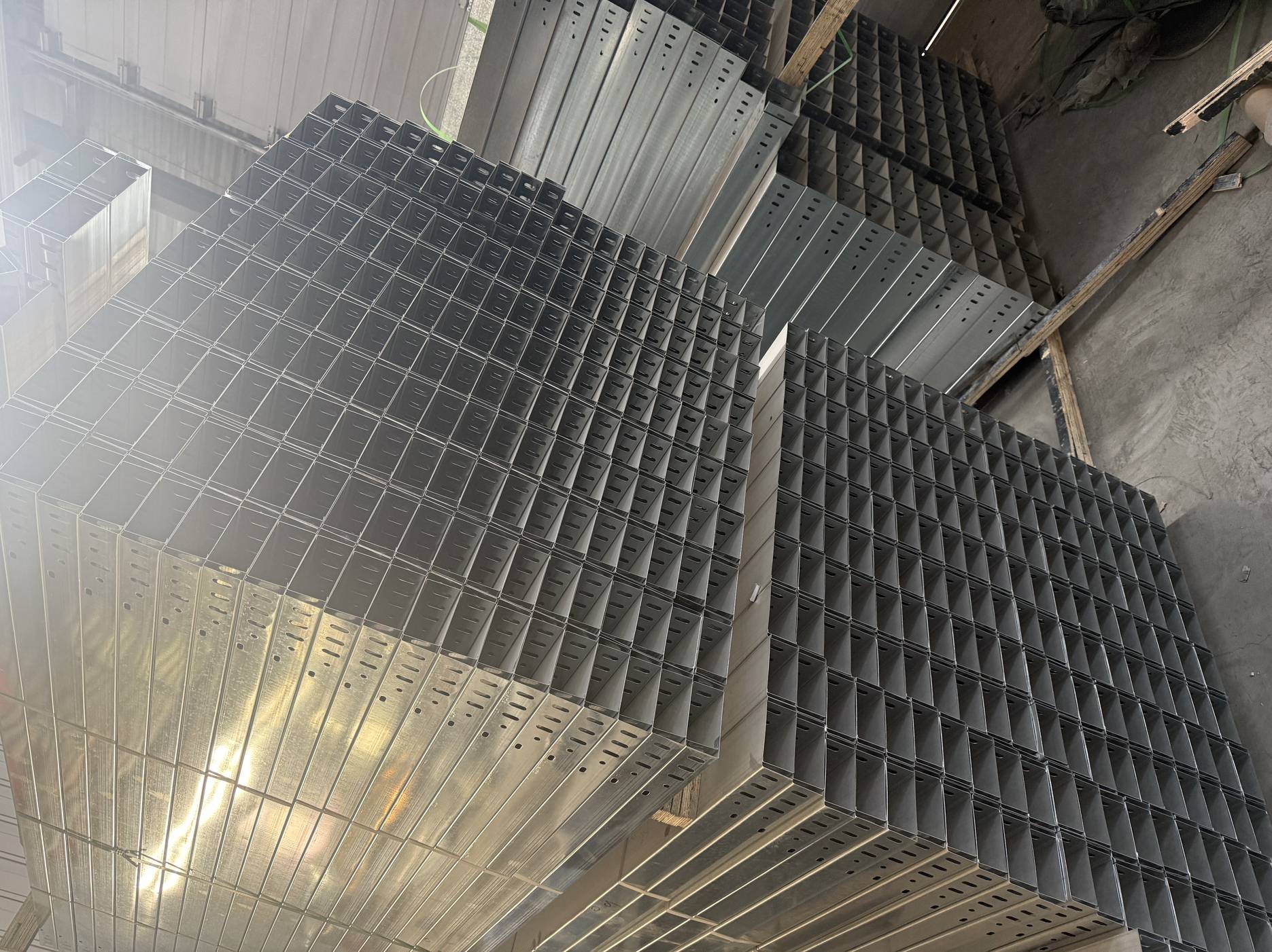 东方市金属桥架防火桥架 - 哪里好